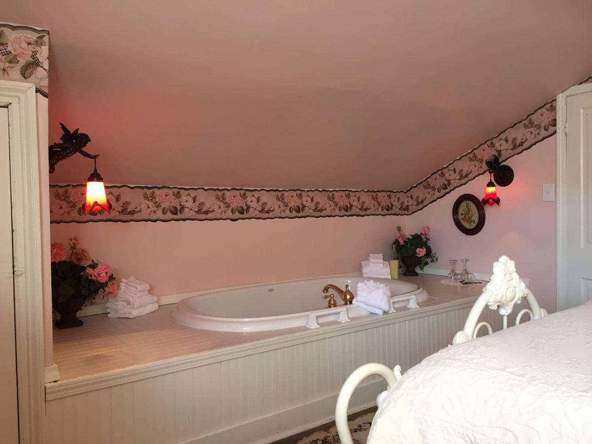 Annie Wiggins Guest House Galena Buitenkant foto